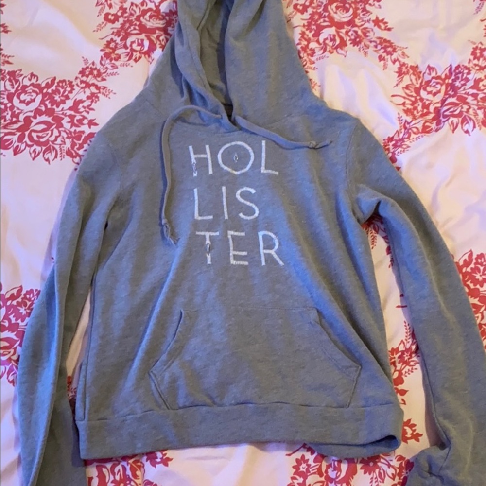 Grey hoodie